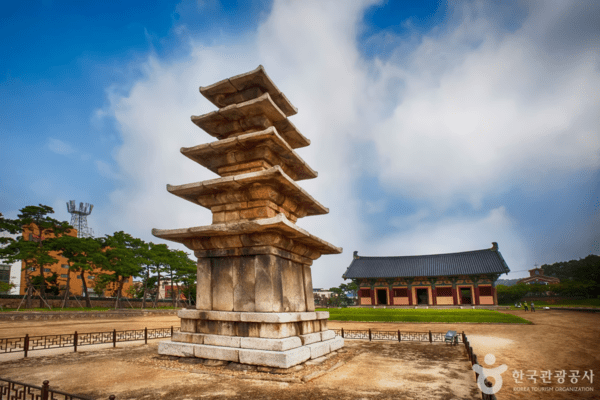 백제의 고도 부여, 가을빛 물든 유적과 자연이 빚어내는 풍요로운 이야... - 뉴스 썸네일 이미지