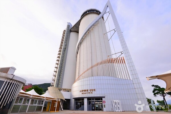 겨울 여수 가볼 만한 곳, 하늘과 바다를 잇는 전망의 시간 - 뉴스 썸네일 이미지