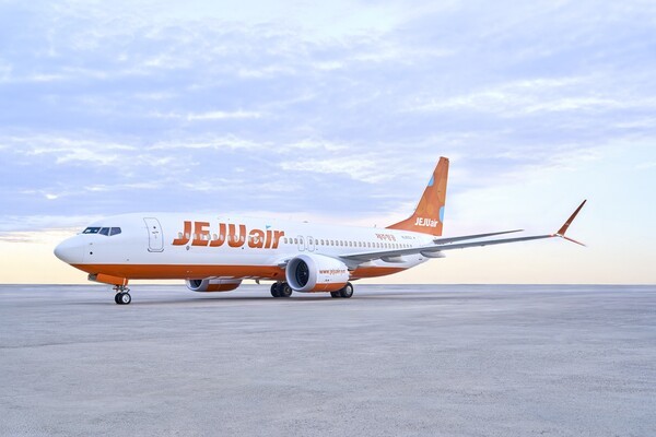 제주항공, B737-8 14호기 도입...전체 여객기 중 비중 32.6%로 확대 - 뉴스 썸네일 이미지